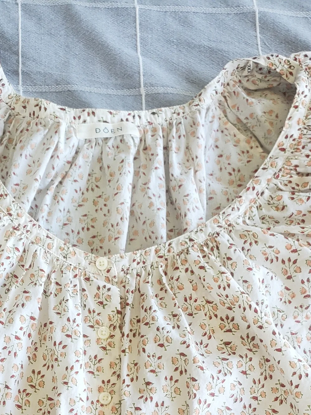 Doen Cream Floral Puff-Sleeve Blouse